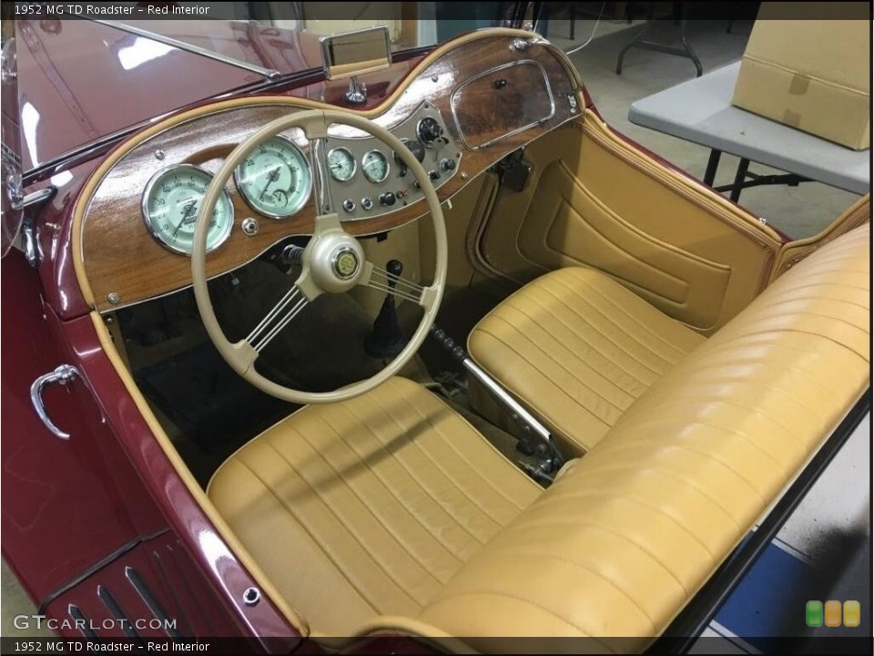 Red 1952 MG TD Interiors