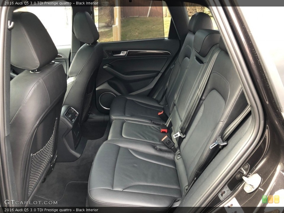 Black Interior Rear Seat for the 2016 Audi Q5 3.0 TDI Prestige quattro #138526197