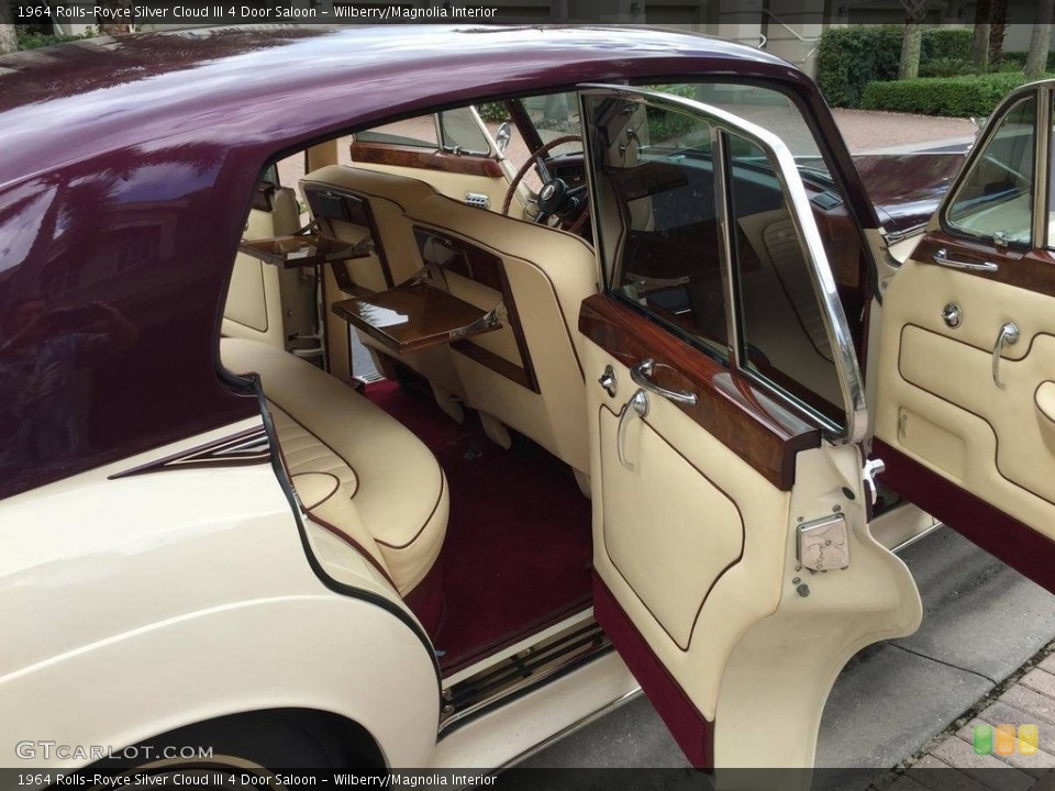 Wilberry/Magnolia Interior Door Panel for the 1964 Rolls-Royce Silver Cloud III 4 Door Saloon #138534783