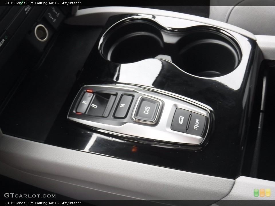 Gray Interior Transmission for the 2016 Honda Pilot Touring AWD #138541125