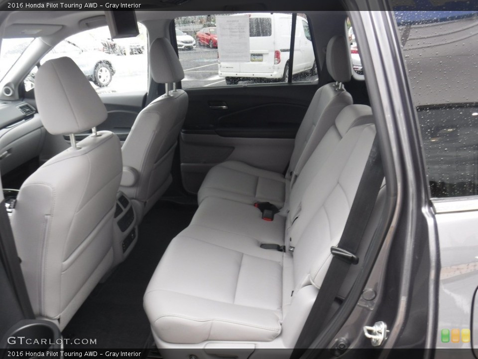 Gray Interior Rear Seat for the 2016 Honda Pilot Touring AWD #138541326