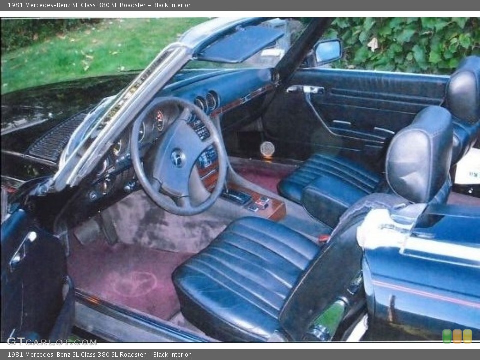 Black Interior Photo for the 1981 Mercedes-Benz SL Class 380 SL Roadster #138547887