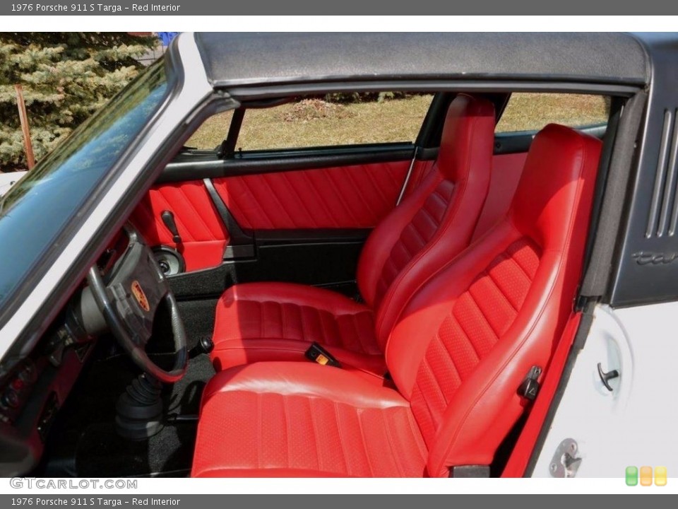 Red Interior Photo for the 1976 Porsche 911 S Targa #138554565