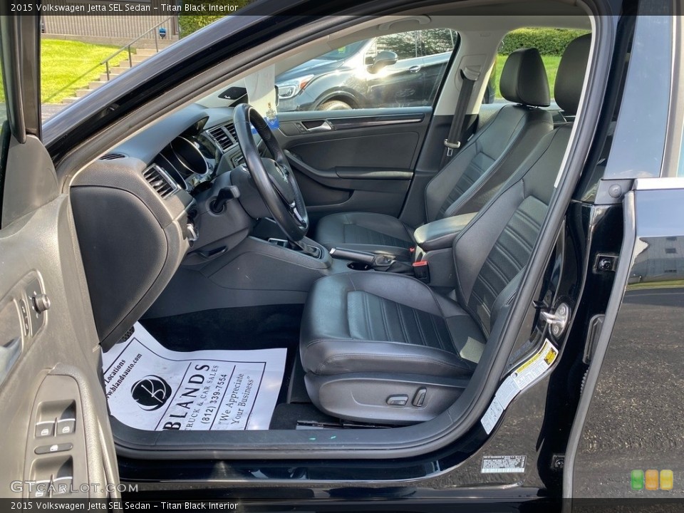 Titan Black Interior Front Seat for the 2015 Volkswagen Jetta SEL Sedan #138554811