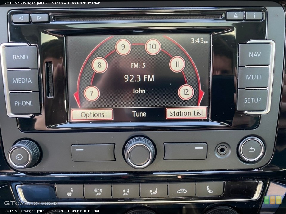 Titan Black Interior Controls for the 2015 Volkswagen Jetta SEL Sedan #138555110