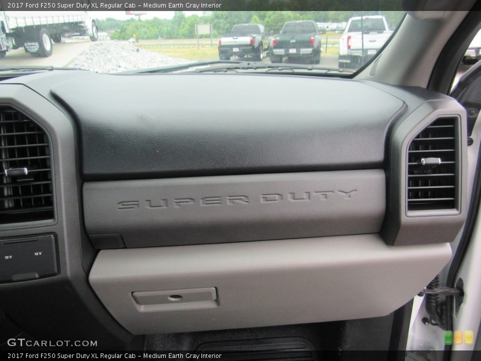 Medium Earth Gray Interior Dashboard for the 2017 Ford F250 Super Duty XL Regular Cab #138555921