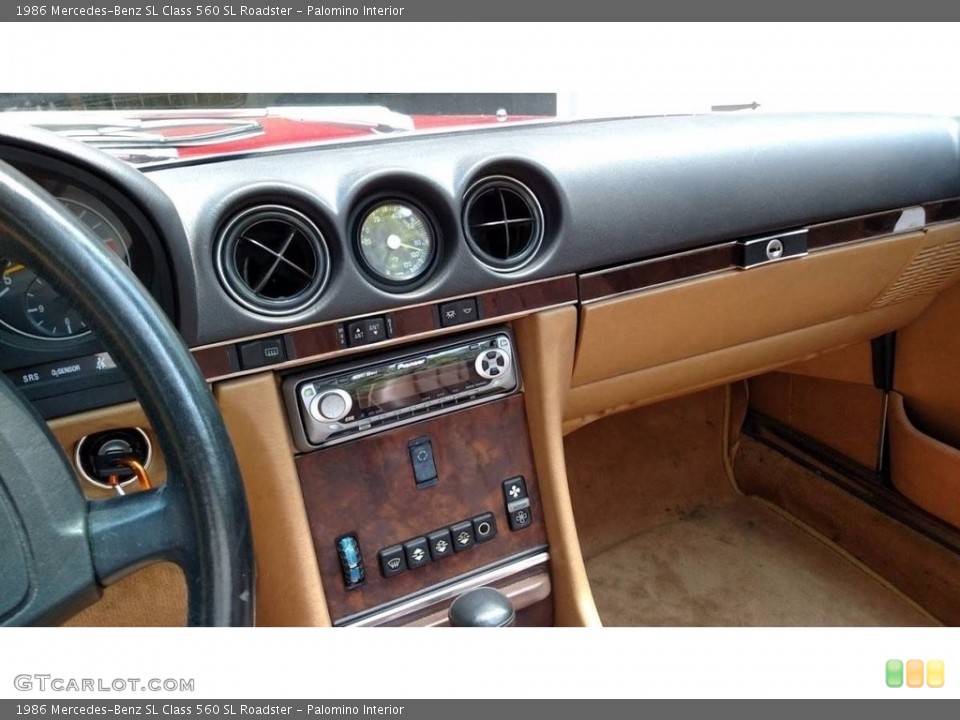 Palomino Interior Controls for the 1986 Mercedes-Benz SL Class 560 SL Roadster #138556353