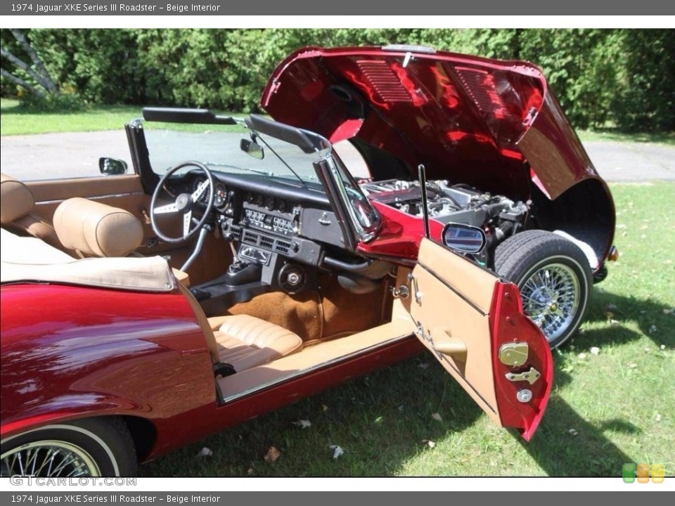Beige Interior Photo for the 1974 Jaguar XKE Series III Roadster #138557799
