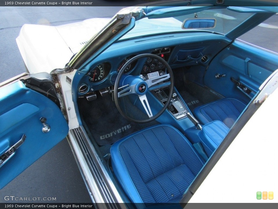 Bright Blue Interior Photo for the 1969 Chevrolet Corvette Coupe #138568869