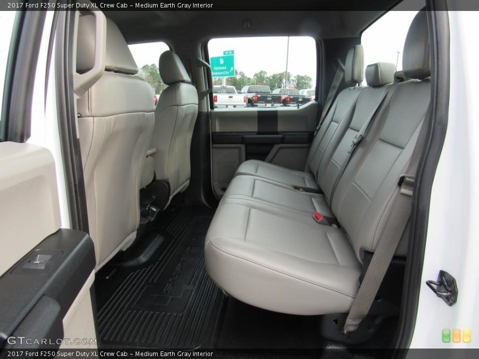Medium Earth Gray Interior Rear Seat for the 2017 Ford F250 Super Duty XL Crew Cab #138571329
