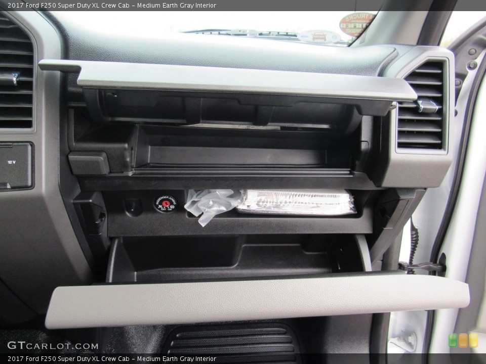 Medium Earth Gray Interior Dashboard for the 2017 Ford F250 Super Duty XL Crew Cab #138571635