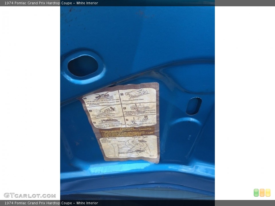 White Interior Trunk for the 1974 Pontiac Grand Prix Hardtop Coupe #138574524