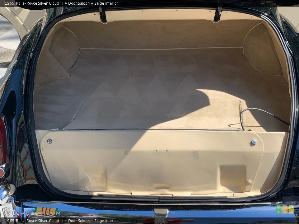Beige Interior Trunk for the 1965 Rolls-Royce Silver Cloud III 4 Door Saloon #138579489