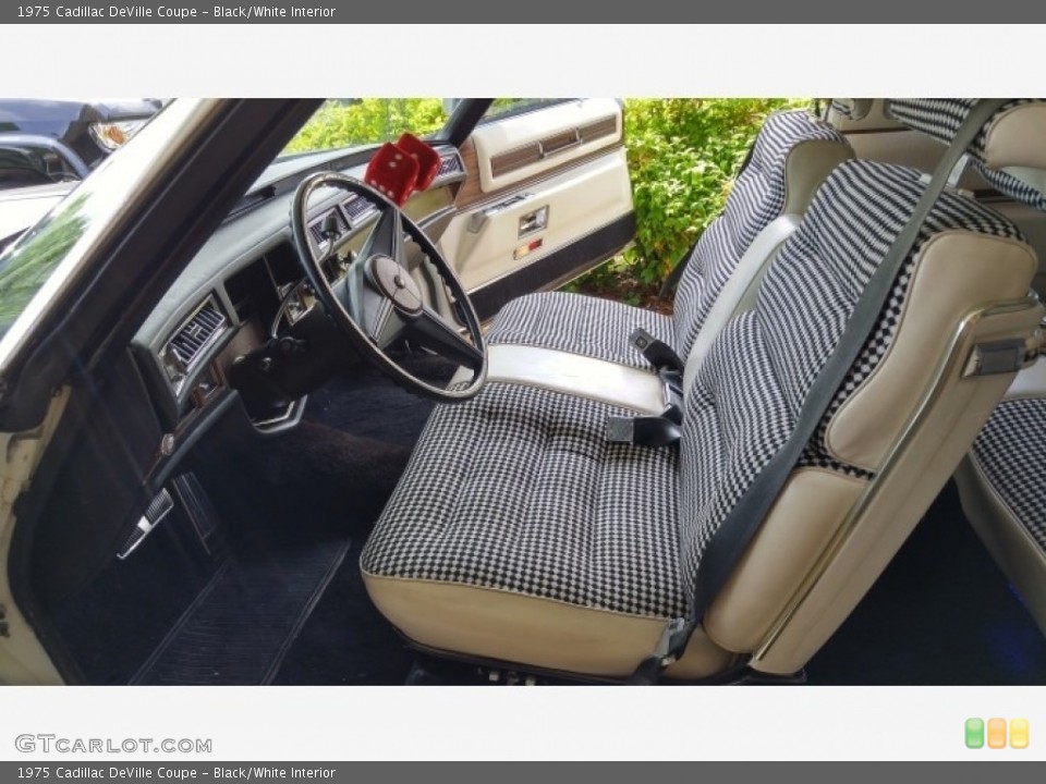 Black/White Interior Photo for the 1975 Cadillac DeVille Coupe #138592059