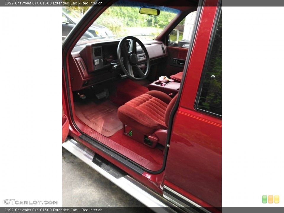 Red Interior Photo for the 1992 Chevrolet C/K C1500 Extended Cab #138594813