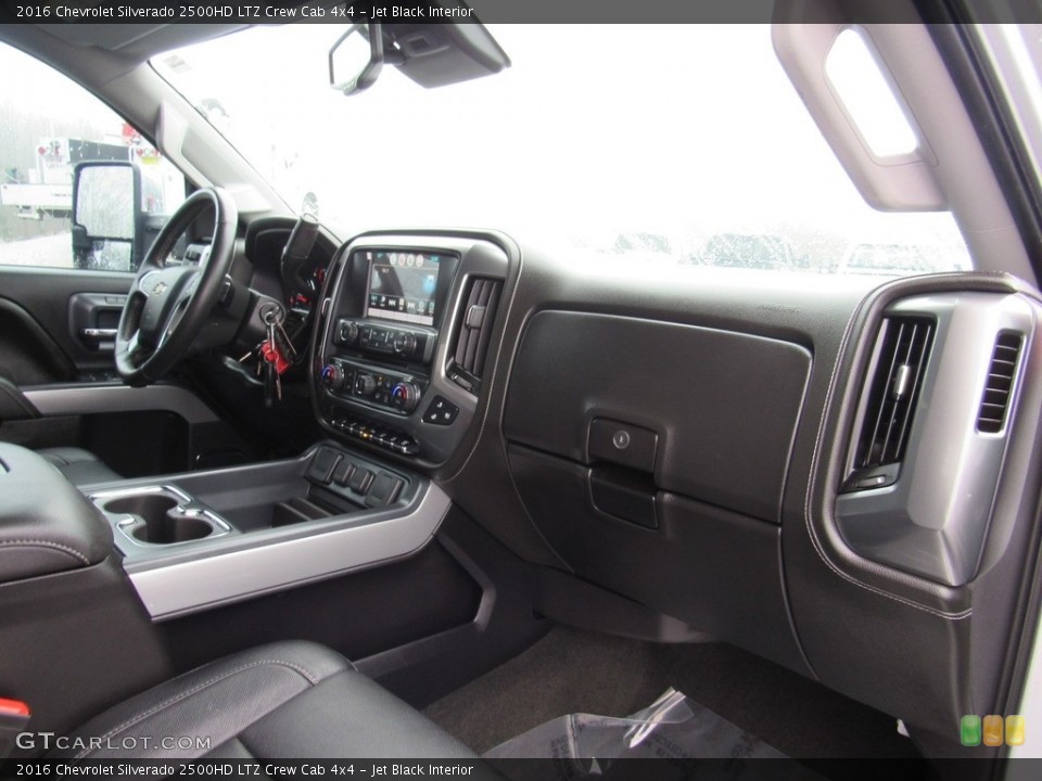 Jet Black Interior Dashboard for the 2016 Chevrolet Silverado 2500HD LTZ Crew Cab 4x4 #138598368