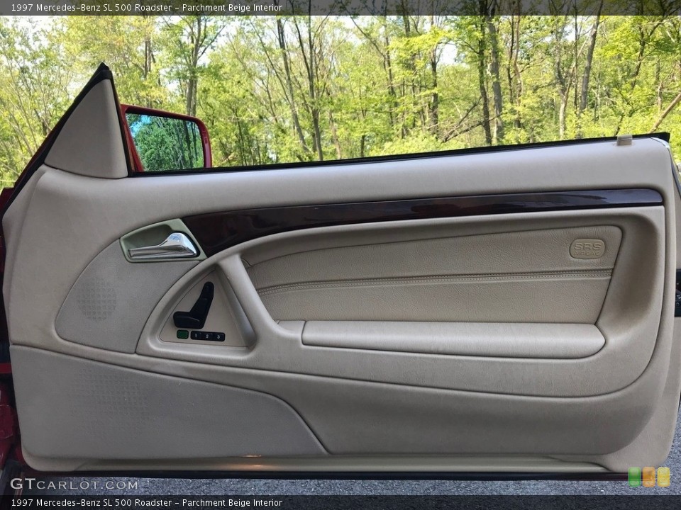 Parchment Beige Interior Door Panel for the 1997 Mercedes-Benz SL 500 Roadster #138618834