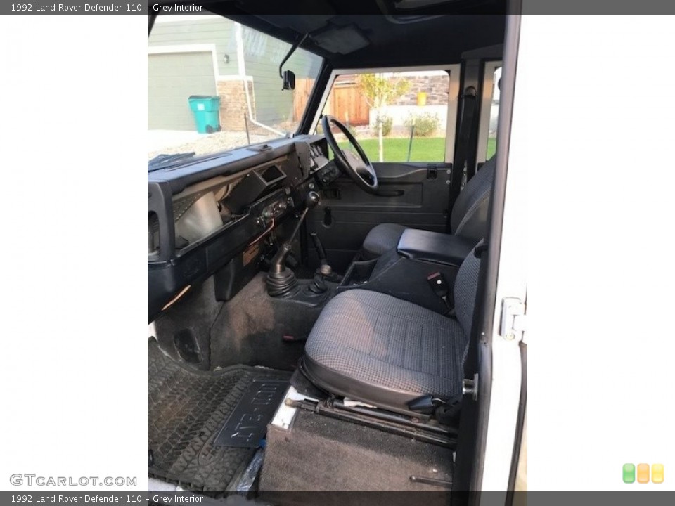 Grey Interior Photo for the 1992 Land Rover Defender 110 #138623262