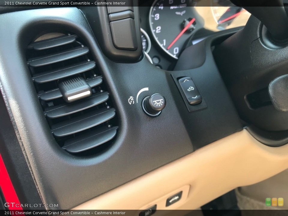 Cashmere Interior Controls for the 2011 Chevrolet Corvette Grand Sport Convertible #138629556