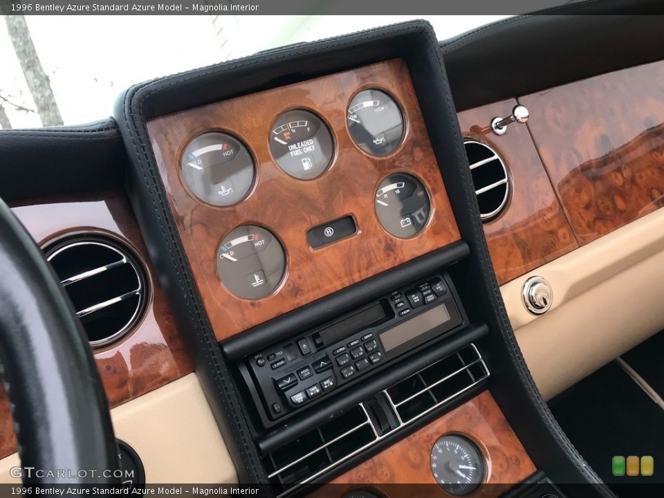 Magnolia Interior Controls for the 1996 Bentley Azure  #138636543