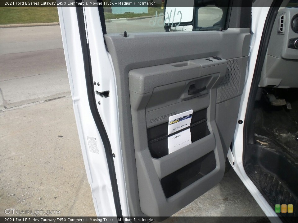 Medium Flint 2021 Ford E Series Cutaway Interiors