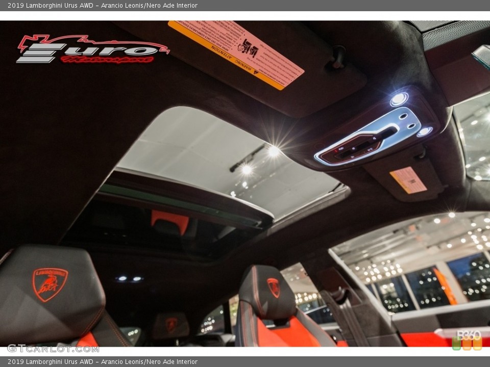 Arancio Leonis/Nero Ade Interior Sunroof for the 2019 Lamborghini Urus AWD #138651123