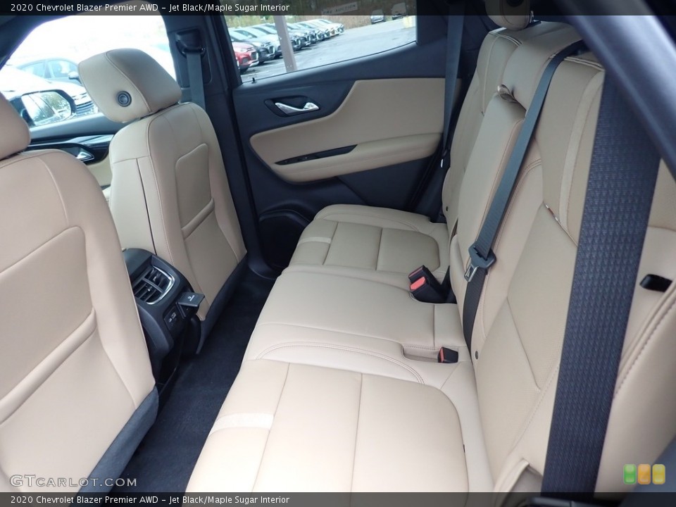 Jet Black/Maple Sugar 2020 Chevrolet Blazer Interiors