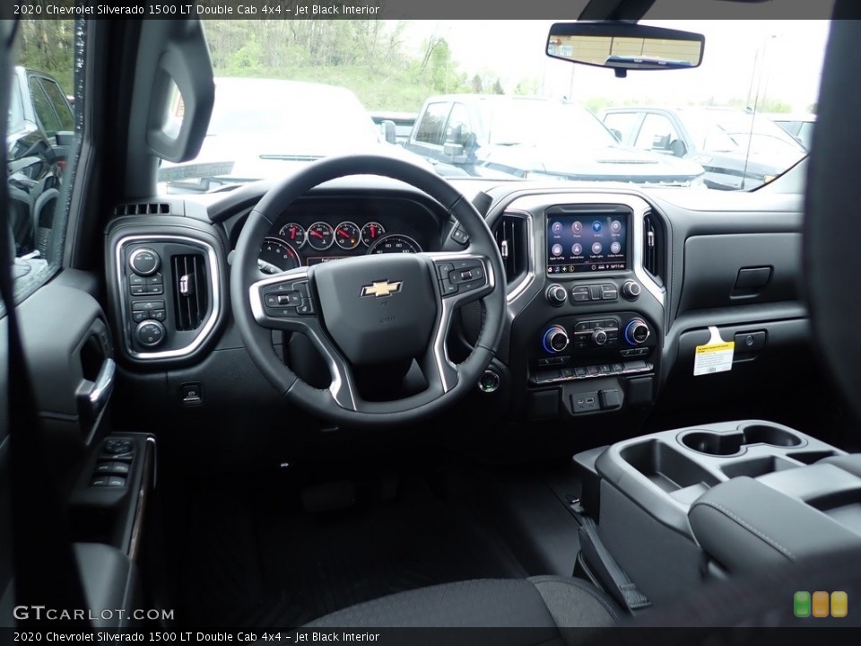 Jet Black Interior Dashboard for the 2020 Chevrolet Silverado 1500 LT Double Cab 4x4 #138681387
