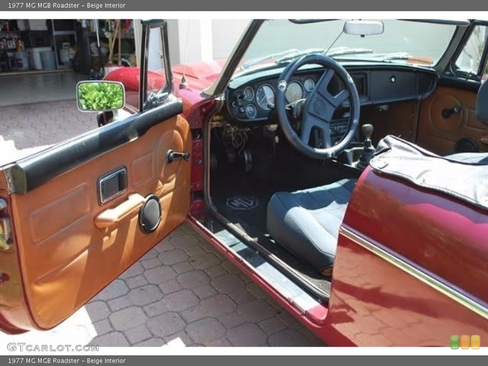 Beige Interior Front Seat for the 1977 MG MGB Roadster #138688348