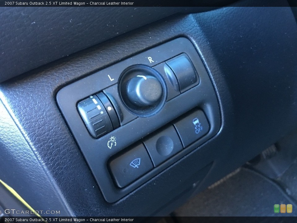 Charcoal Leather Interior Controls for the 2007 Subaru Outback 2.5 XT Limited Wagon #138694992