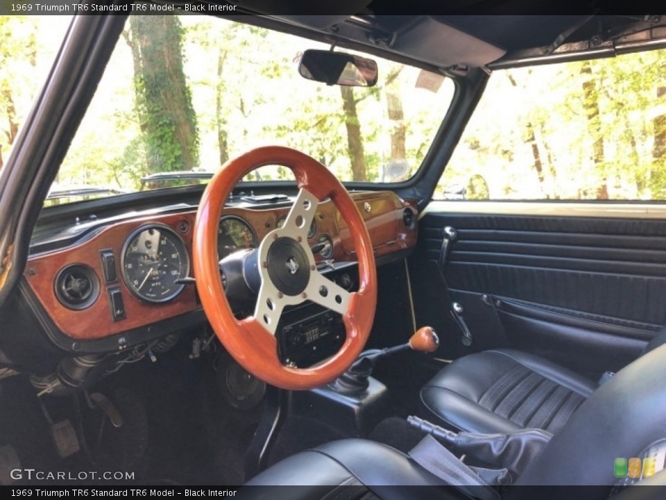 Black Interior Dashboard for the 1969 Triumph TR6  #138701118