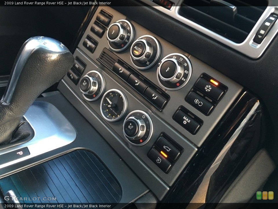 Jet Black/Jet Black Interior Controls for the 2009 Land Rover Range Rover HSE #138705039