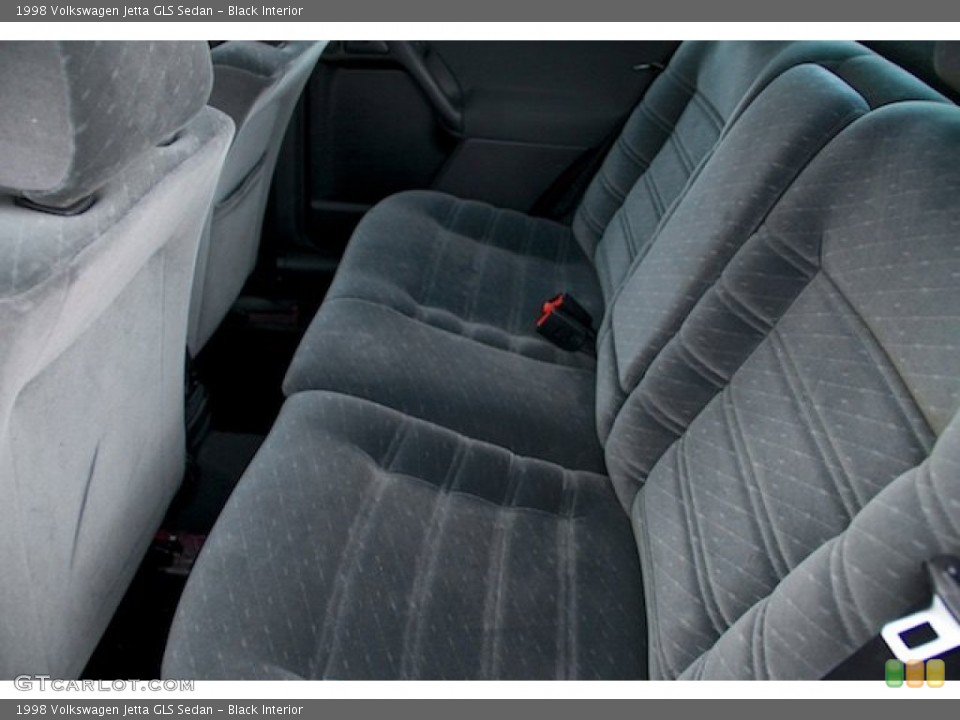 Black Interior Rear Seat for the 1998 Volkswagen Jetta GLS Sedan #138709776