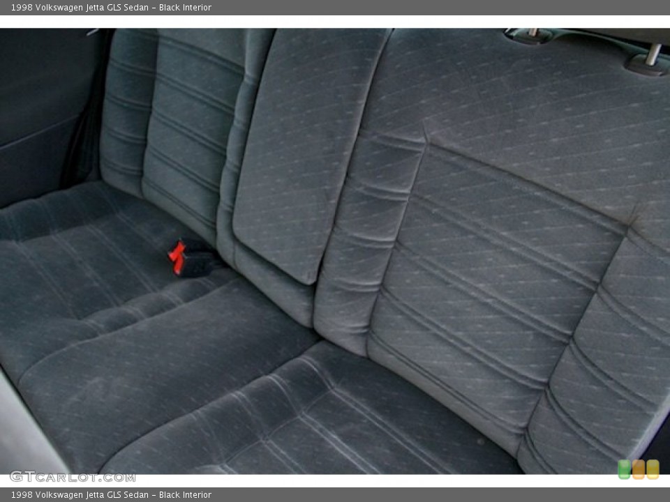 Black Interior Rear Seat for the 1998 Volkswagen Jetta GLS Sedan #138709986