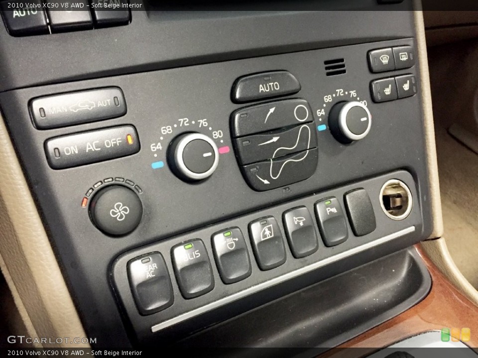 Soft Beige Interior Controls for the 2010 Volvo XC90 V8 AWD #138720123