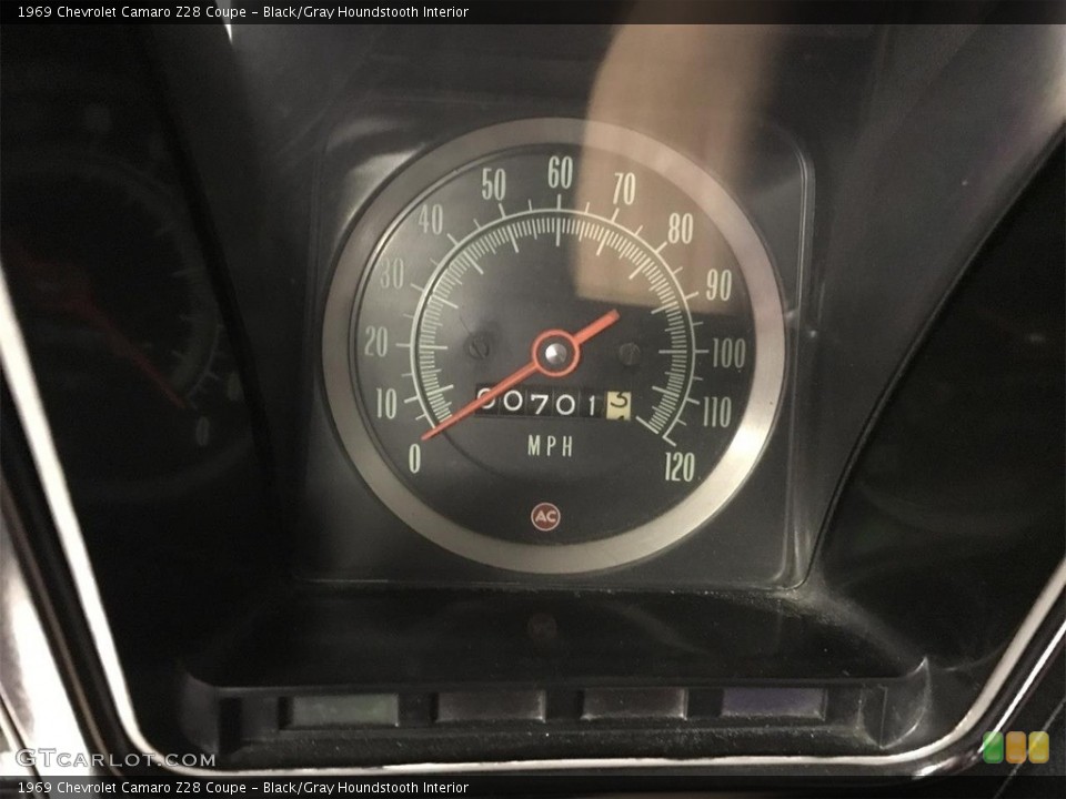 Black/Gray Houndstooth Interior Gauges for the 1969 Chevrolet Camaro Z28 Coupe #138737289