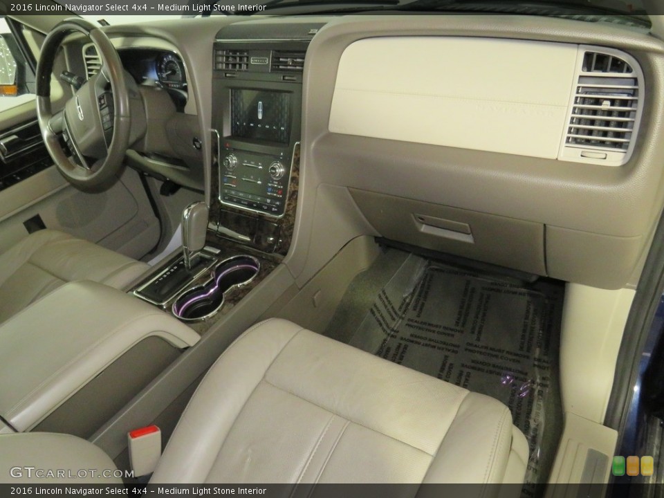 Medium Light Stone Interior Dashboard for the 2016 Lincoln Navigator Select 4x4 #138739365