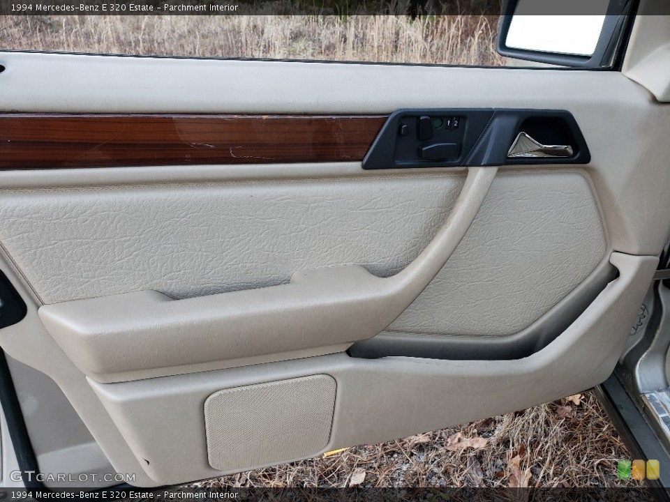 Parchment Interior Door Panel for the 1994 Mercedes-Benz E 320 Estate #138752067