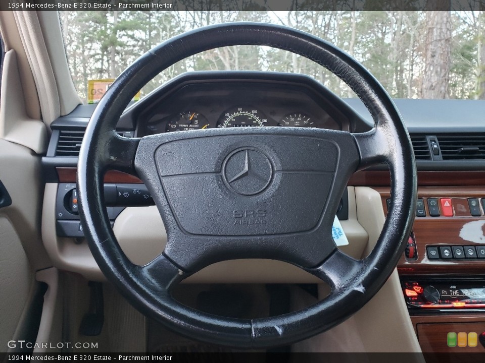 Parchment Interior Steering Wheel for the 1994 Mercedes-Benz E 320 Estate #138752178