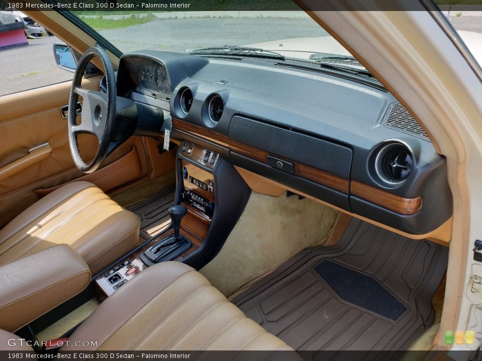 Palomino Interior Photo for the 1983 Mercedes-Benz E Class 300 D Sedan #138752553
