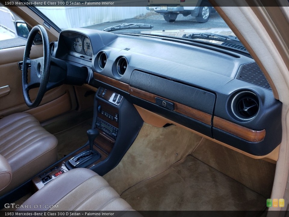 Palomino Interior Dashboard for the 1983 Mercedes-Benz E Class 300 D Sedan #138756096