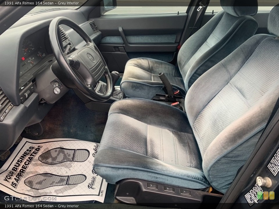 Grey Interior Photo for the 1991 Alfa Romeo 164 Sedan #138763227