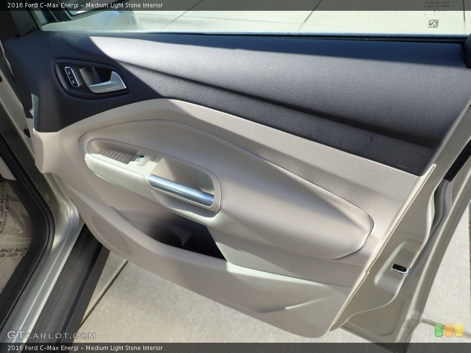 Medium Light Stone Interior Door Panel for the 2016 Ford C-Max Energi #138764343