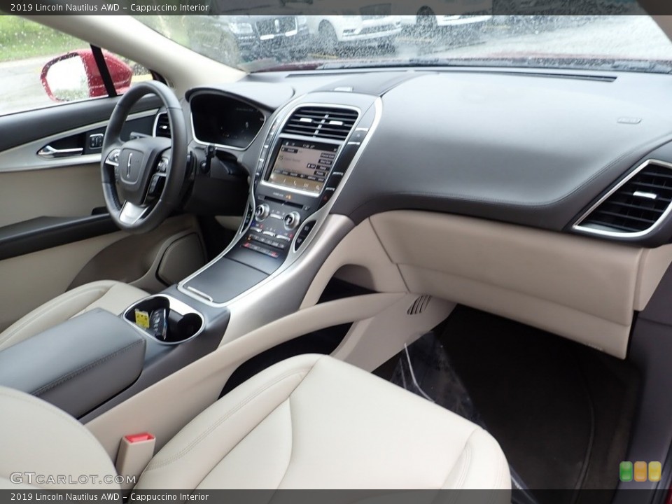 Cappuccino Interior Dashboard for the 2019 Lincoln Nautilus AWD #138765789