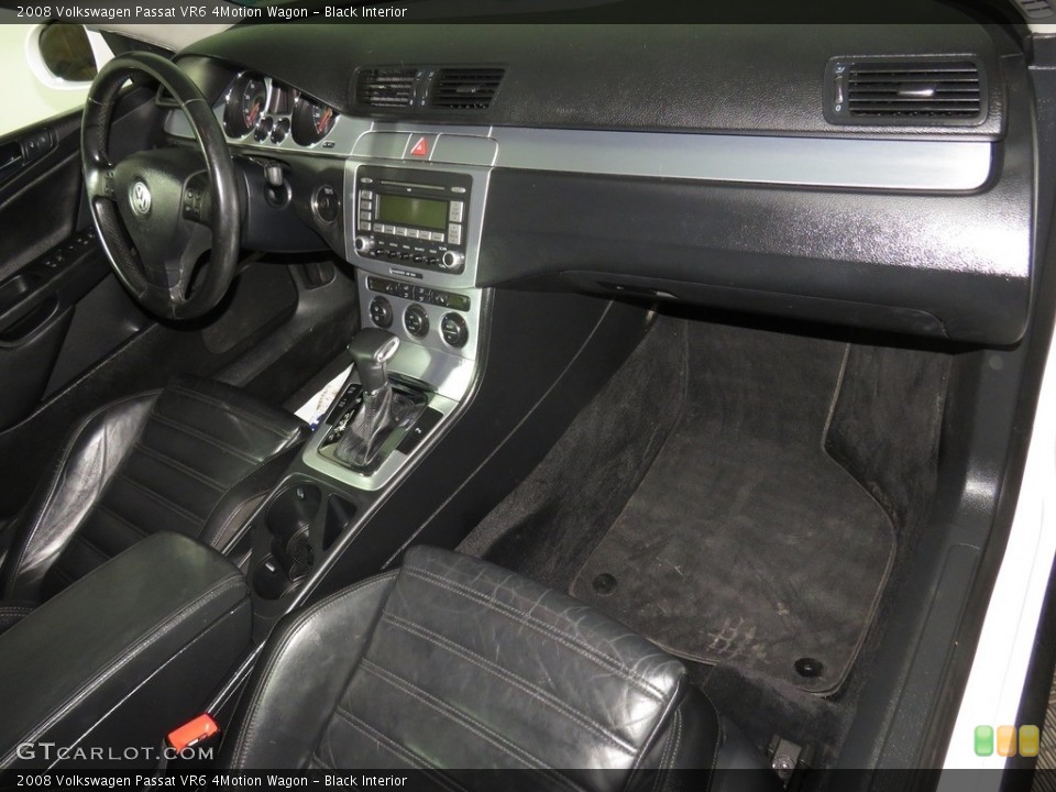 Black Interior Dashboard for the 2008 Volkswagen Passat VR6 4Motion Wagon #138766167