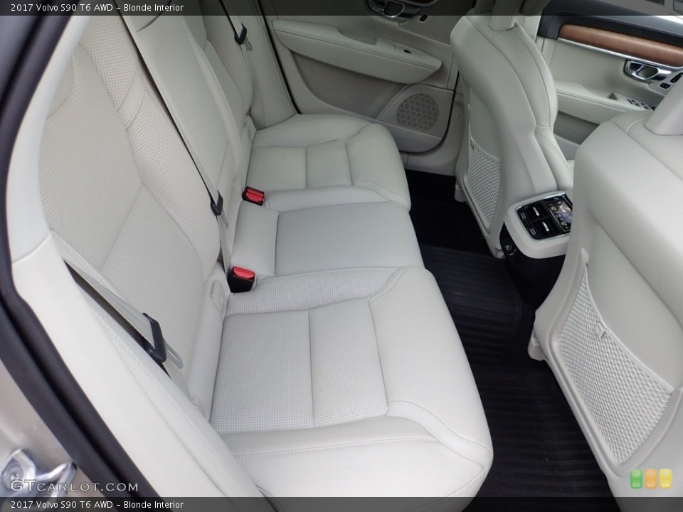 Blonde Interior Rear Seat for the 2017 Volvo S90 T6 AWD #138804752