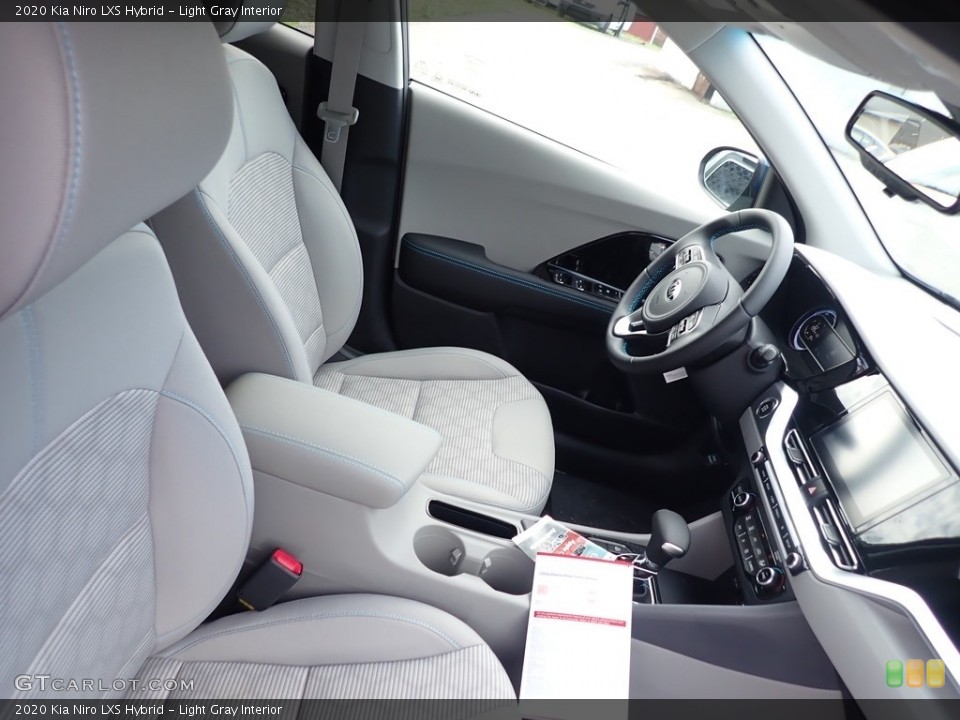 Light Gray Interior Front Seat for the 2020 Kia Niro LXS Hybrid #138805724