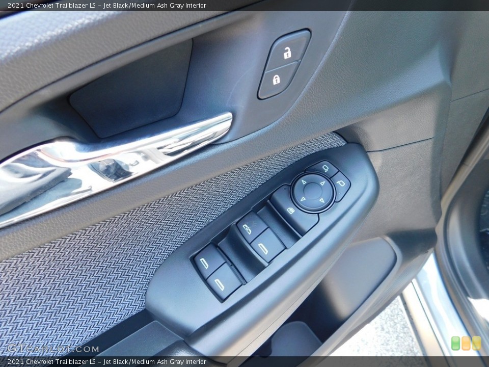 Jet Black/Medium Ash Gray Interior Door Panel for the 2021 Chevrolet Trailblazer LS #138815909