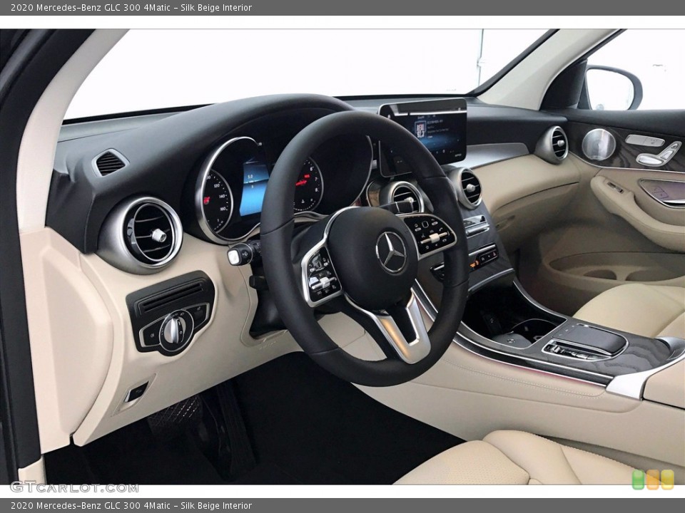 Silk Beige Interior Dashboard for the 2020 Mercedes-Benz GLC 300 4Matic #138821021