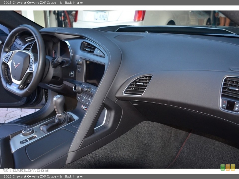 Jet Black Interior Dashboard for the 2015 Chevrolet Corvette Z06 Coupe #138823004
